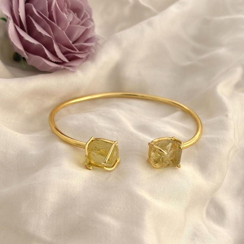 Handmade Uncut Semi-Precious dual stone Bracelet - Yellow Sapphire
