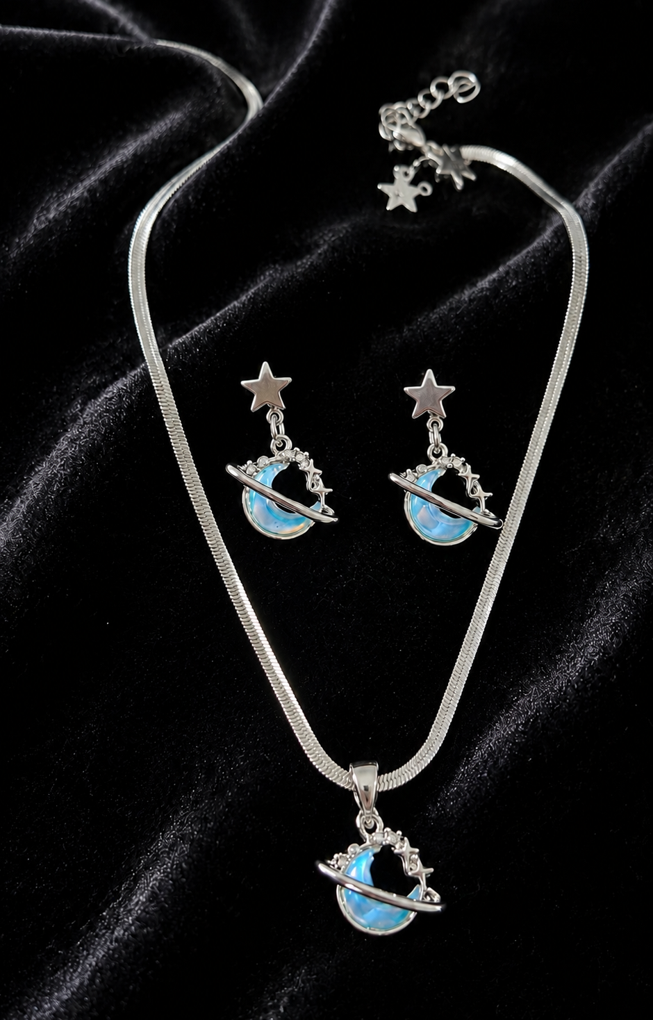 Celestial Moonlight stone Pendent Set with Anti-tarnish Silver Chain (Halographic)