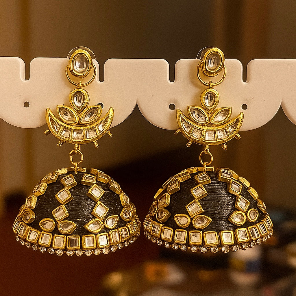 Kundan Black Jhumka