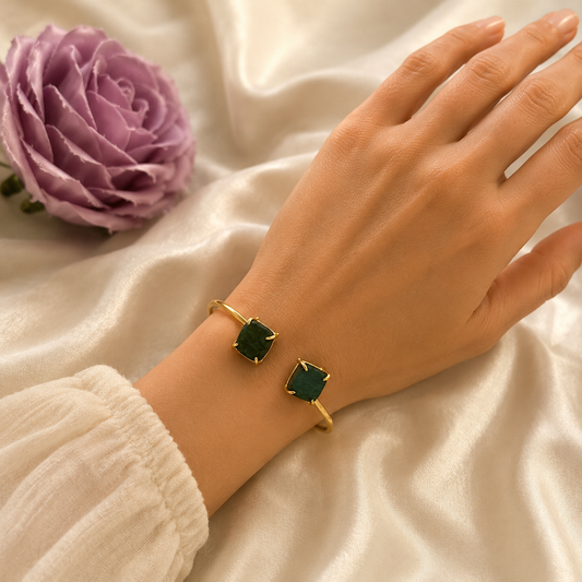 Handmade Uncut Semi-Precious dual stone Bracelet - Jade