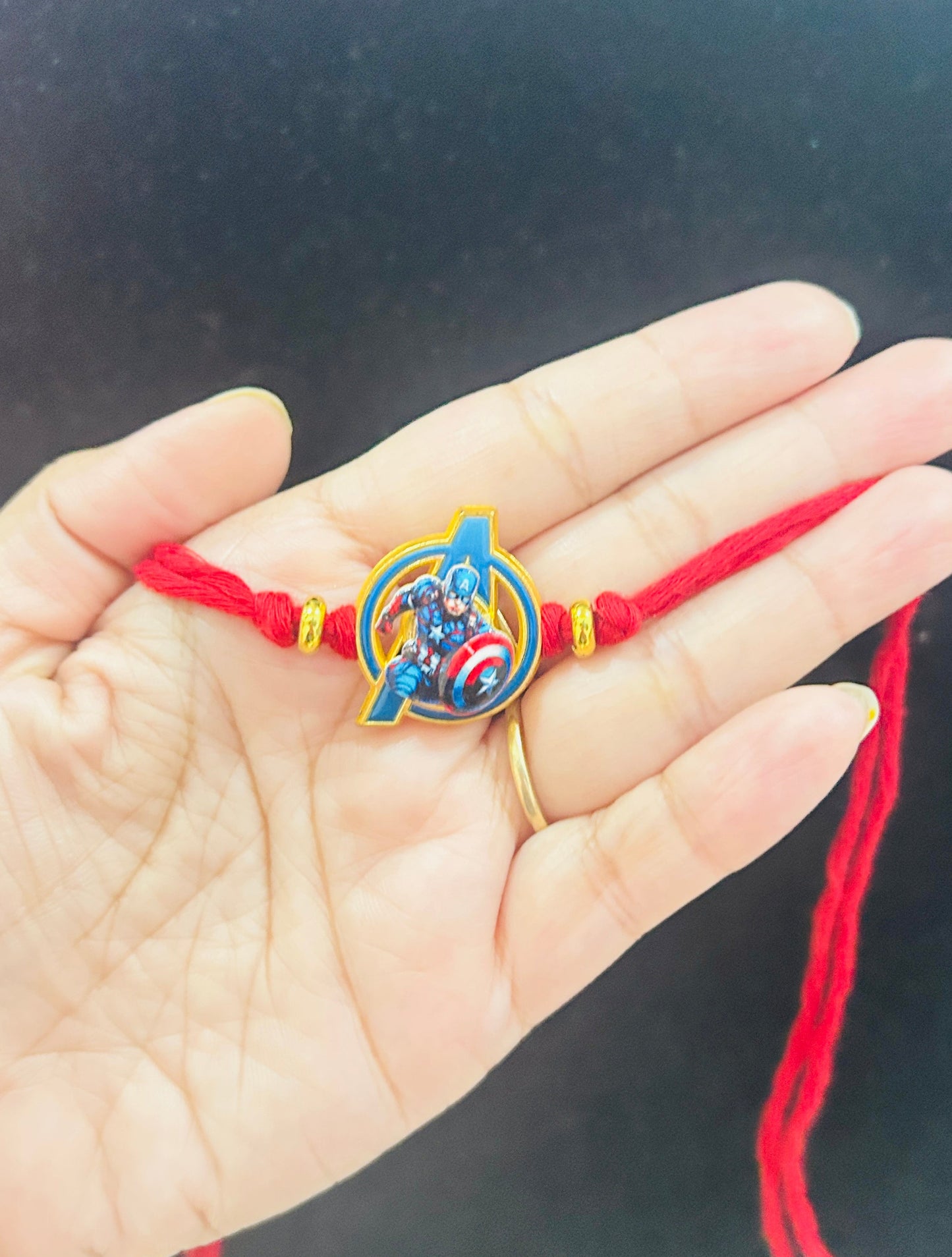 Captain America Spinner Rakhi with Chocolate