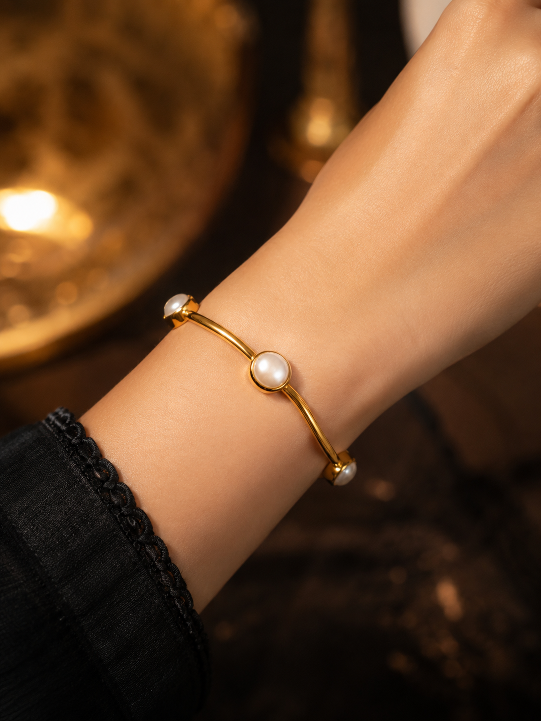 Pearl String Oval Bracelet