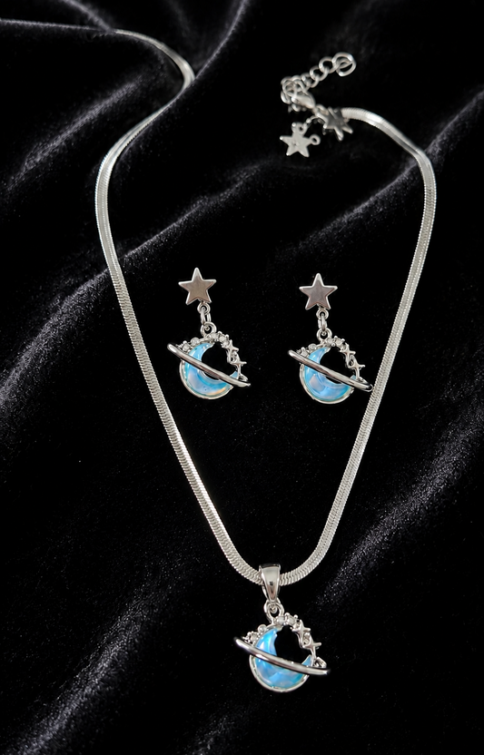 Celestial Moonlight stone Pendent Set with Anti-tarnish Silver Chain (Halographic)